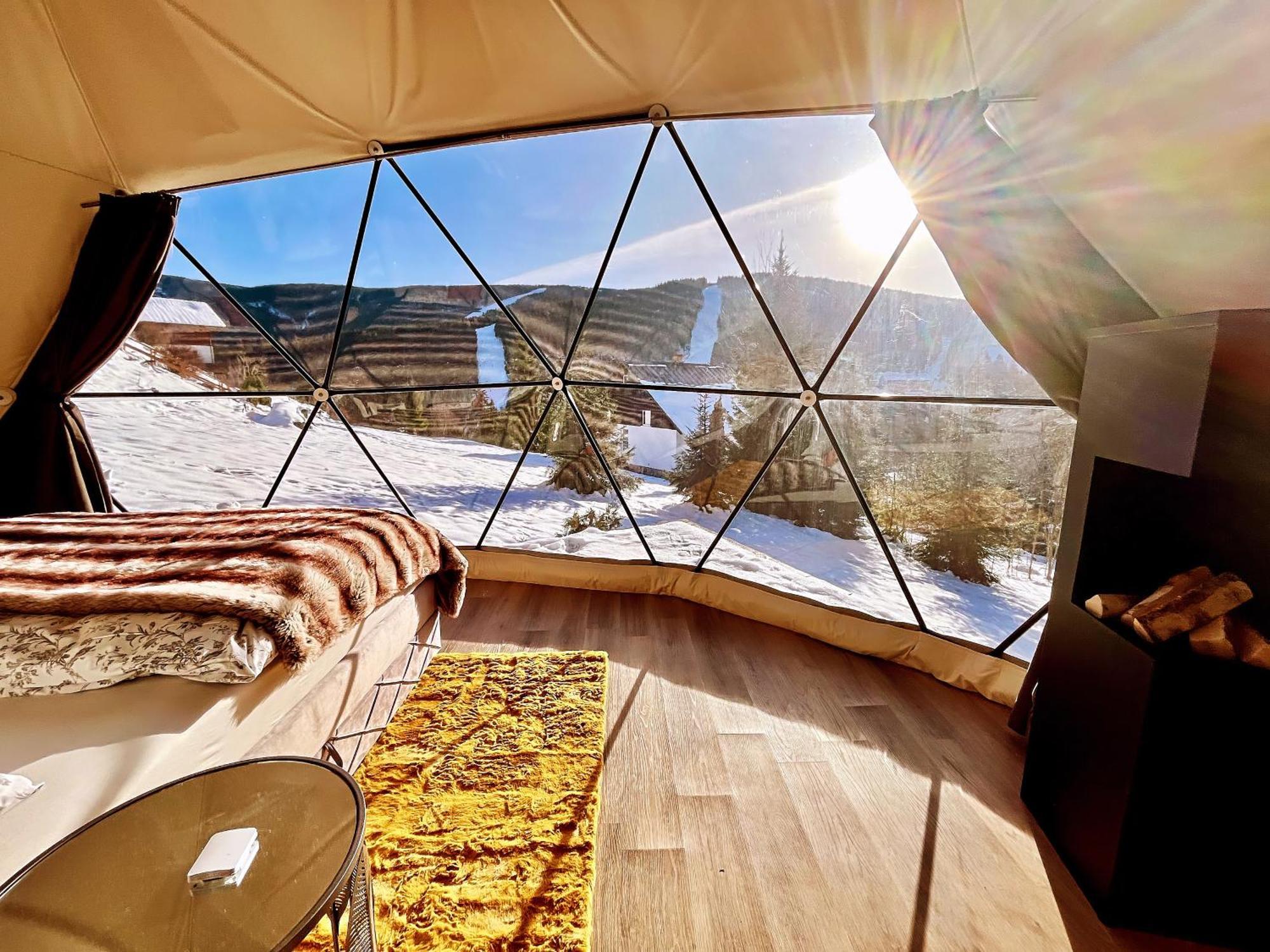 Готель Glamping Spindl One&Only Шпіндлерув-Млин Екстер'єр фото