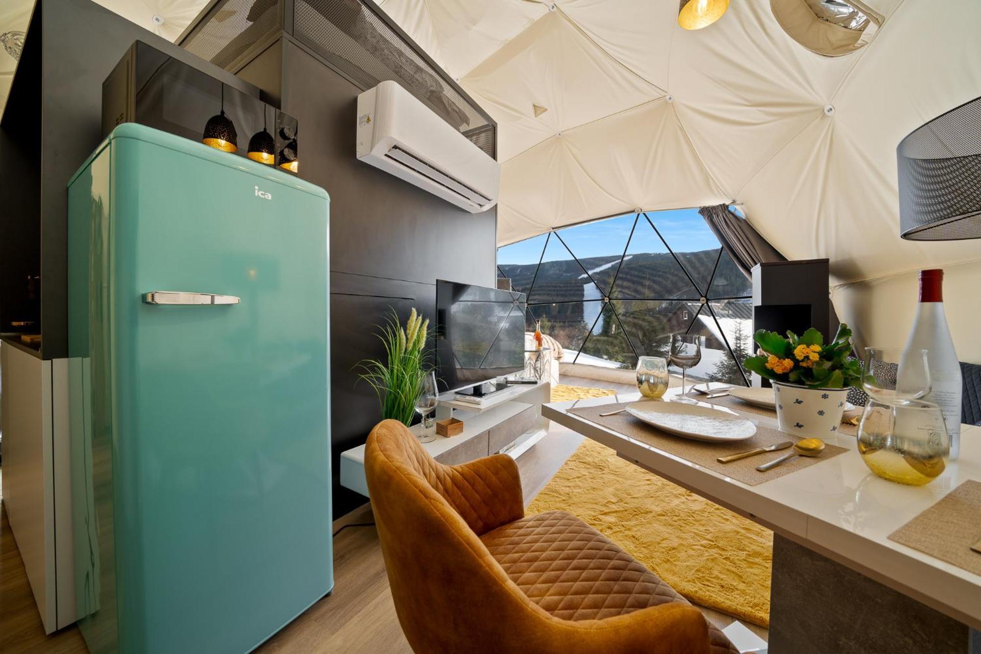 Готель Glamping Spindl One&Only Шпіндлерув-Млин Екстер'єр фото