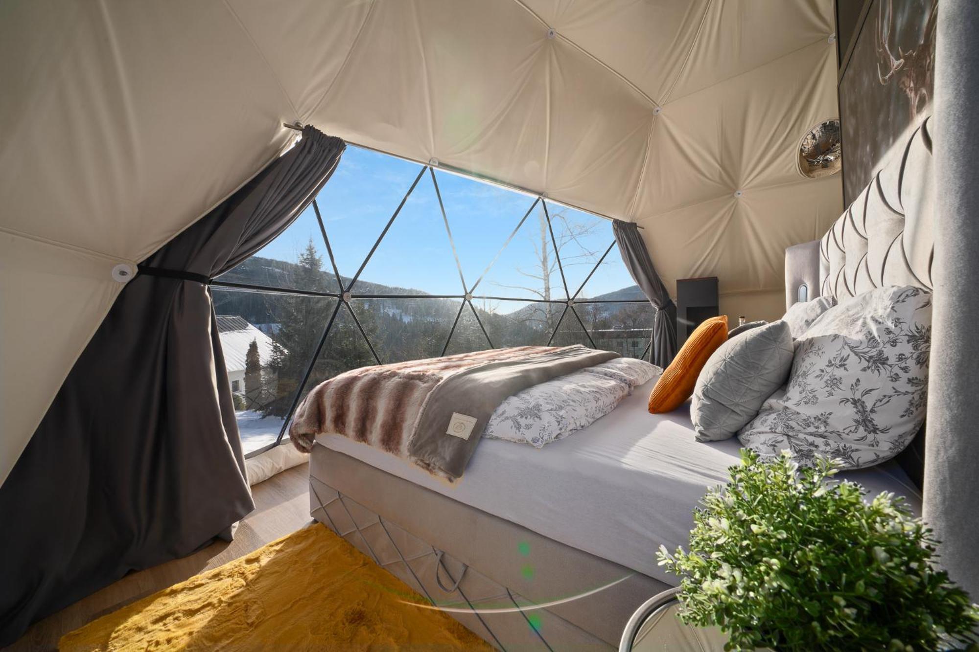 Готель Glamping Spindl One&Only Шпіндлерув-Млин Екстер'єр фото